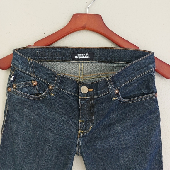 Rock & Republic Y2K Dark Wash Blue Wide Boot Leg 70' vibes Low Rise Jeans Sz. 26 - Picture 4 of 11